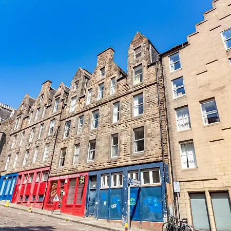 Pass The Keys Spacious And Homely Flat On The Royal Mile Edinburgh Exterior photo